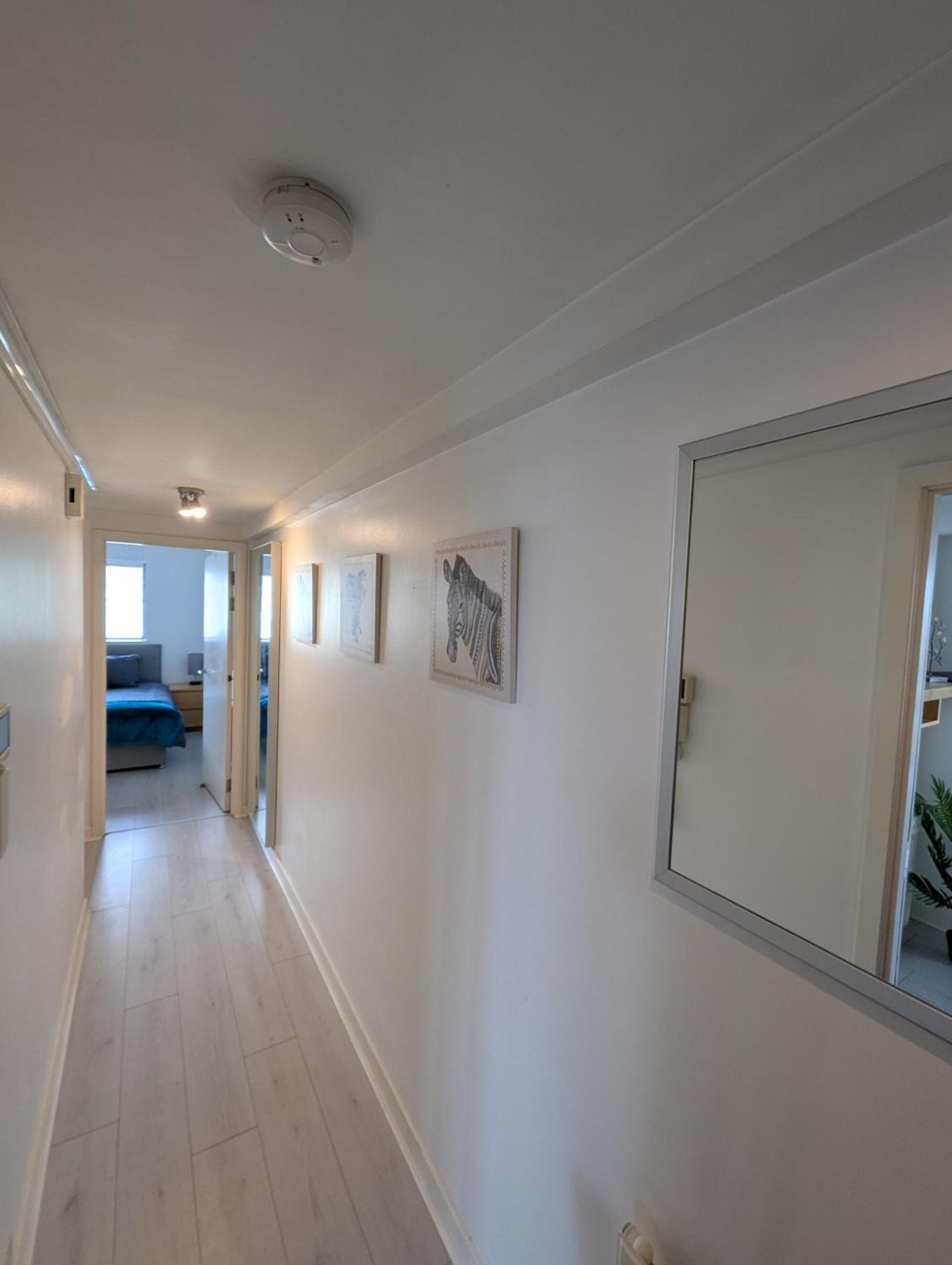 Glasgow City Centre Waterfront Apartment Eksteriør bilde